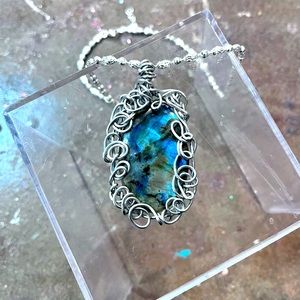 Mesmerizing Labradorite Necklace